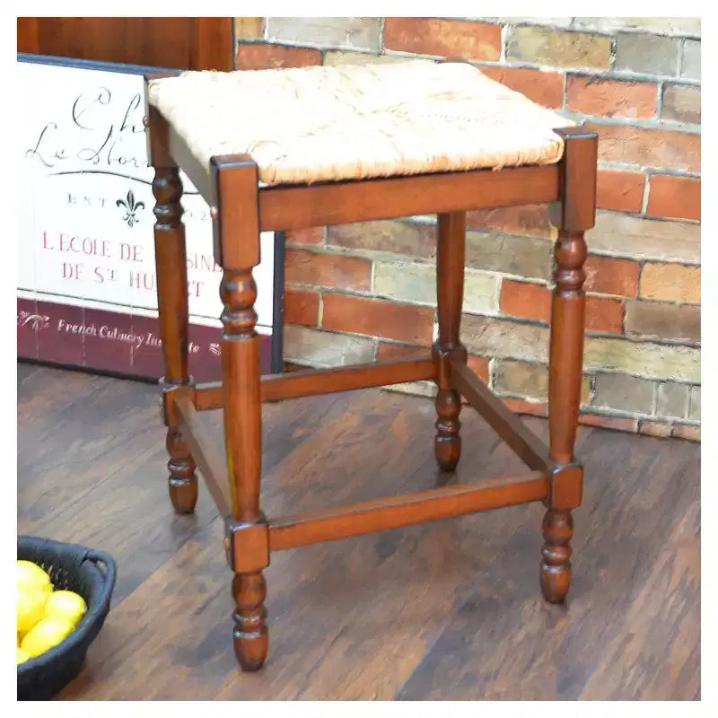 Tabouret de bar Turner de 61 cm (hauteur de comptoir) Noyer: Cadre en bois d'hévéa, Assise carrée